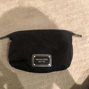 Michael kors cosmetic bag
